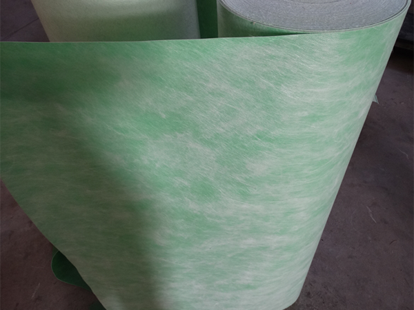 耐根穿刺防水卷材的施工方法：